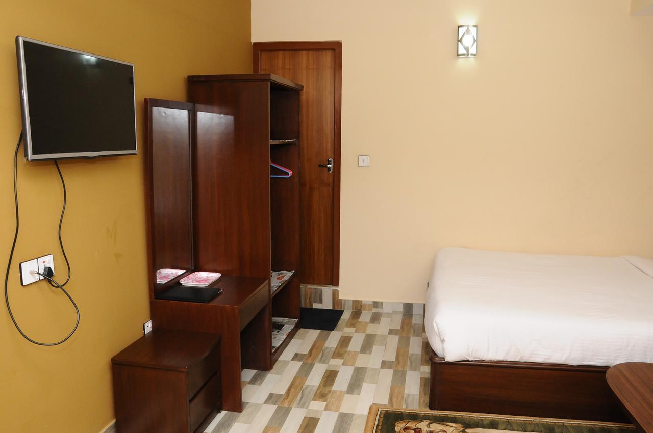 Rameshworam Hotel Катманду Экстерьер фото